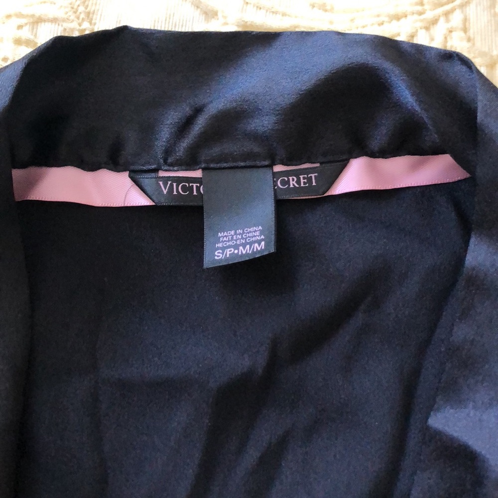 Purple Victoria’s Secret robe - Picture 2 of 3